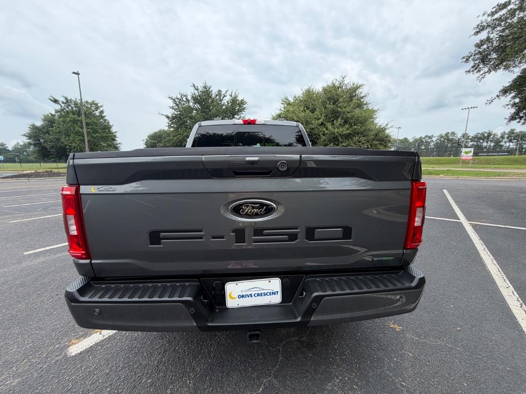 2022 Ford F-150 - $37,900
