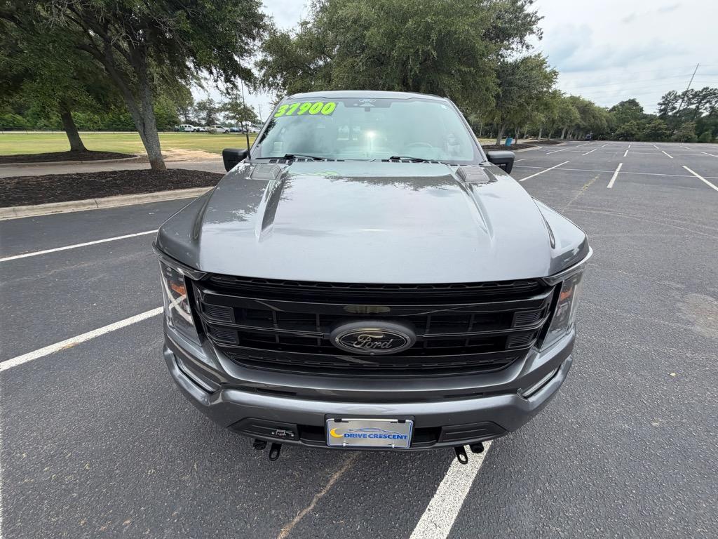 2022 Ford F-150 - $37,900