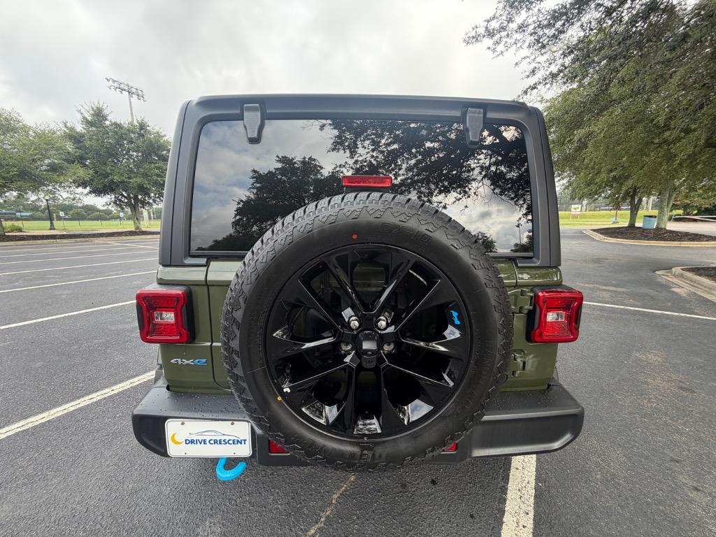 2023 Jeep Wrangler - $26,900