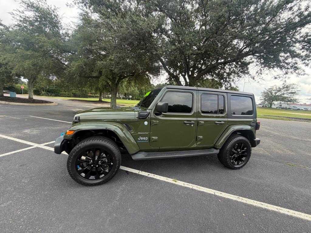 2023 Jeep Wrangler - $26,900