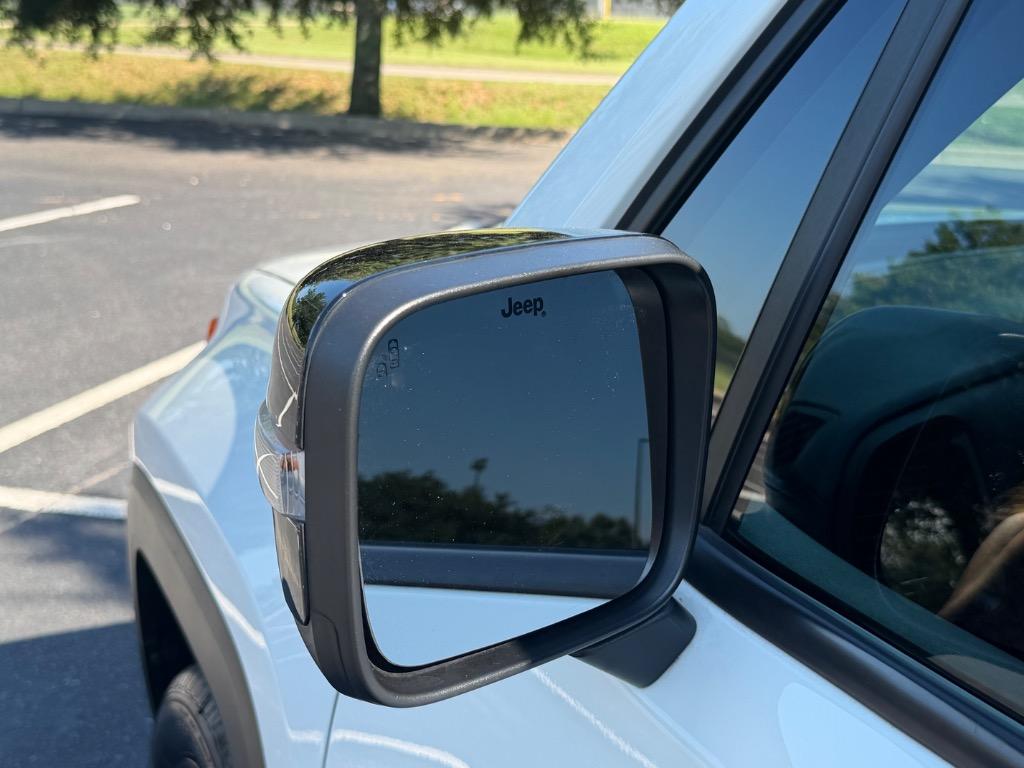 2023 Jeep Renegade - $18,900
