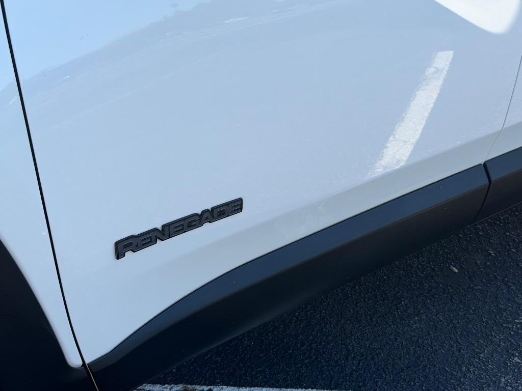 2023 Jeep Renegade - $18,900