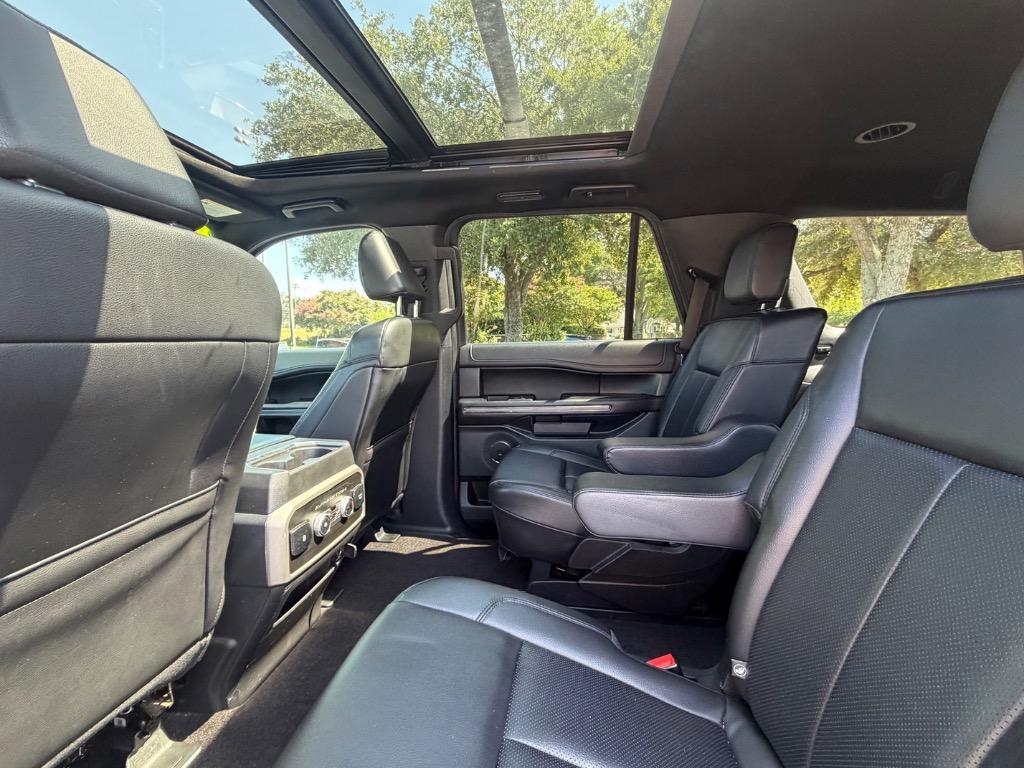 2021 Ford Expedition - $32,900