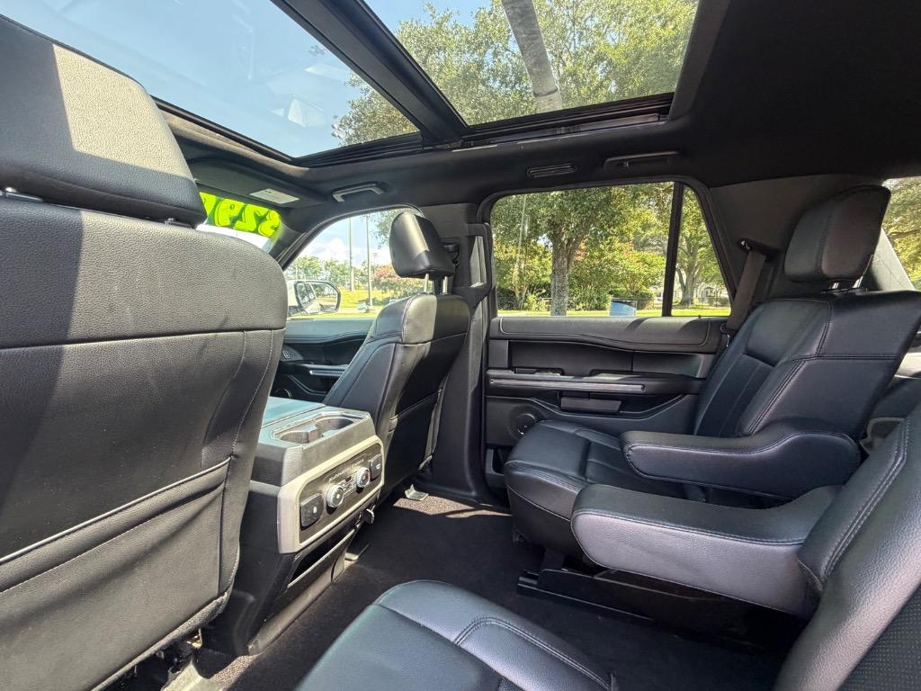 2021 Ford Expedition - $32,900