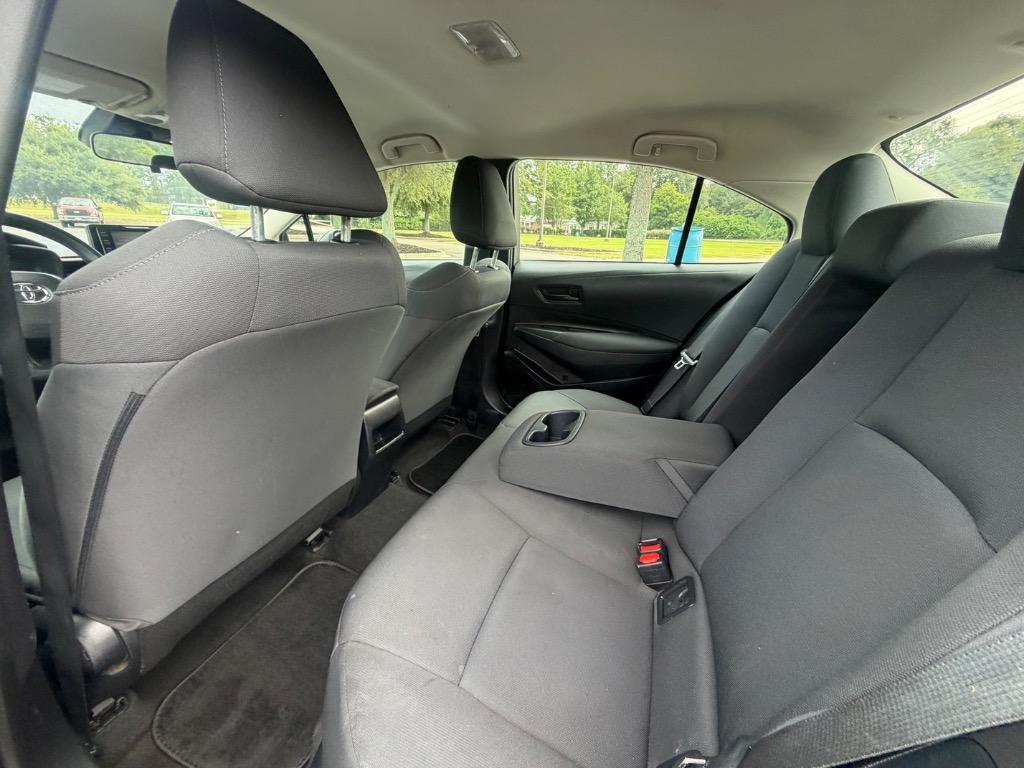 2022 Toyota Corolla - $17,900