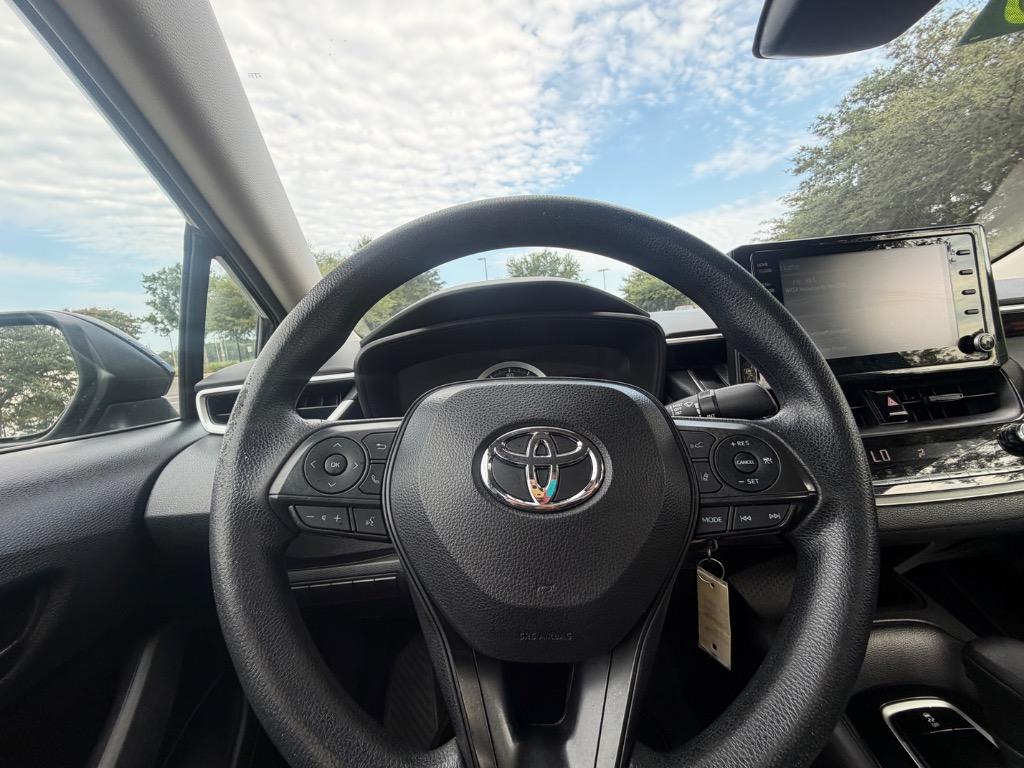 2022 Toyota Corolla - $17,900