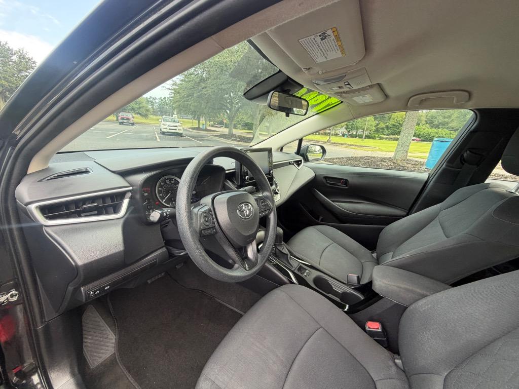 2022 Toyota Corolla - $17,900