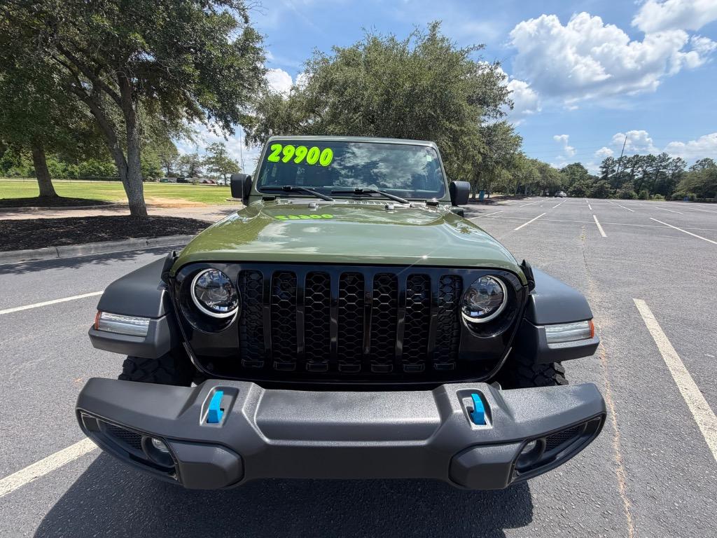 2023 Jeep Wrangler - $29,900