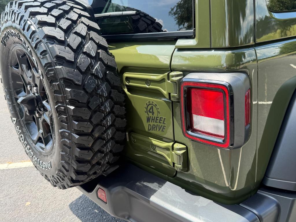 2023 Jeep Wrangler - $29,900