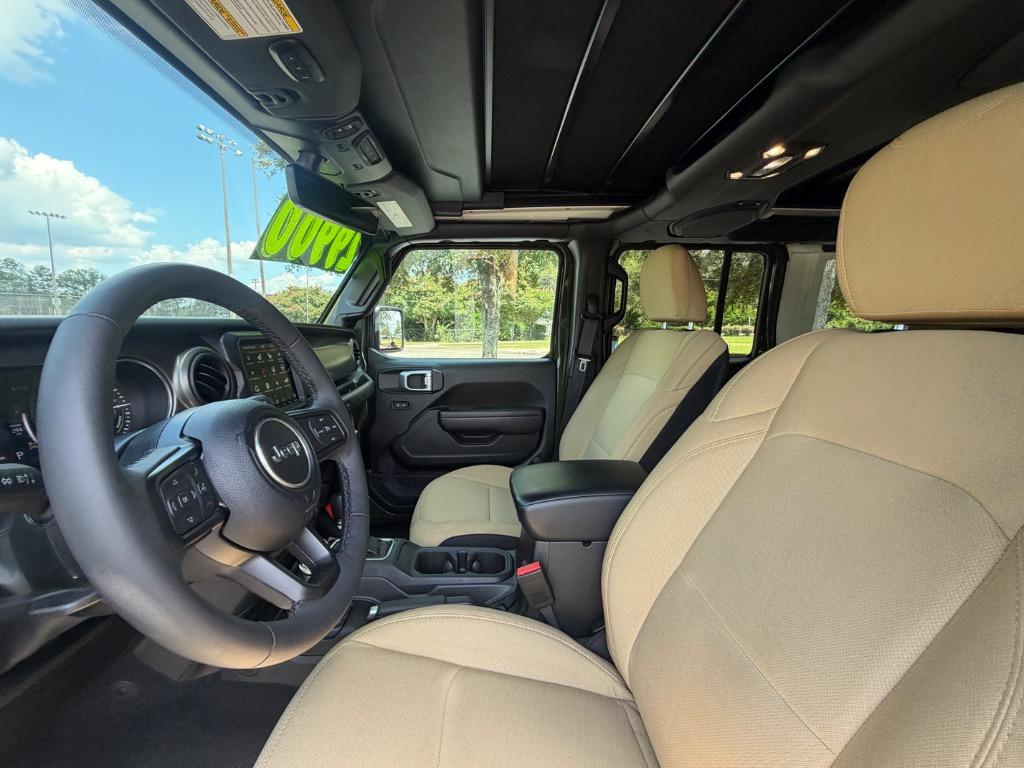 2023 Jeep Wrangler - $29,900