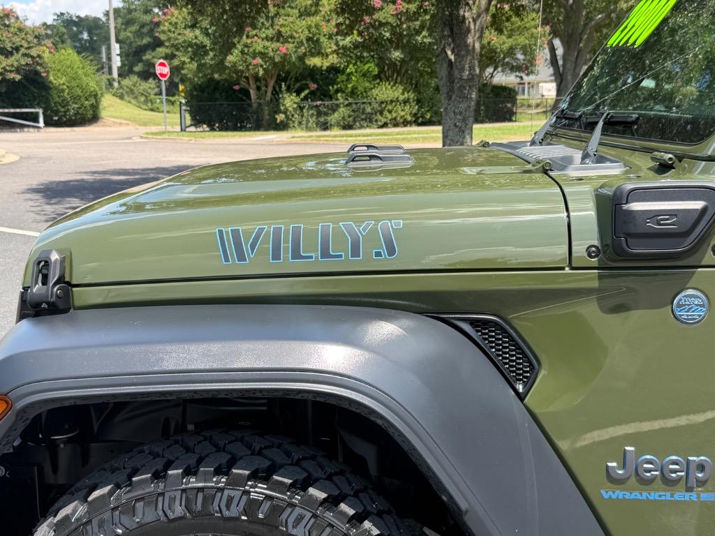 2023 Jeep Wrangler - $29,900