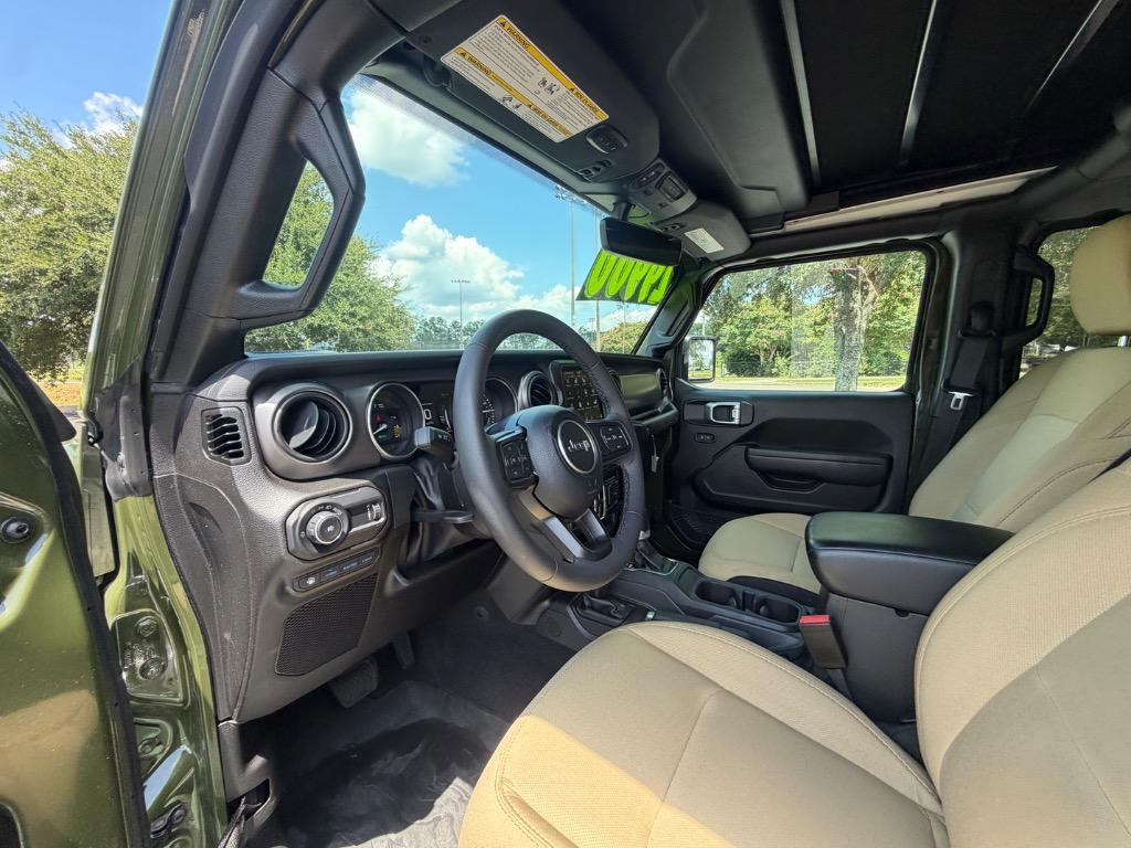 2023 Jeep Wrangler - $29,900