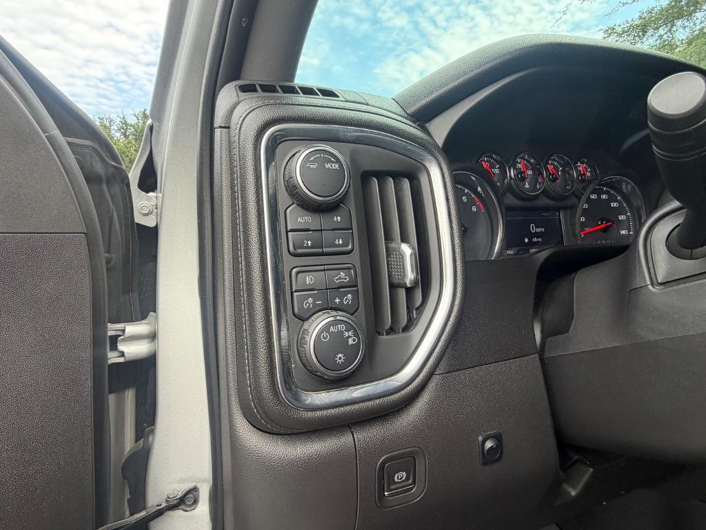 2021 Chevrolet Silverado - $39,900