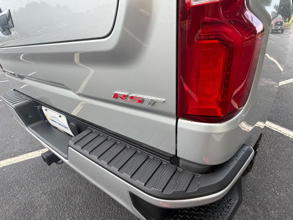 2021 Chevrolet Silverado - $39,900