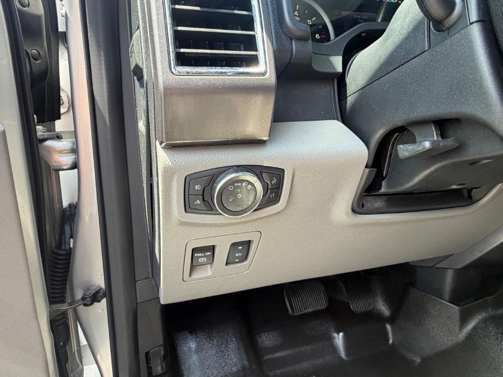2016 Ford F-150 - $15,900