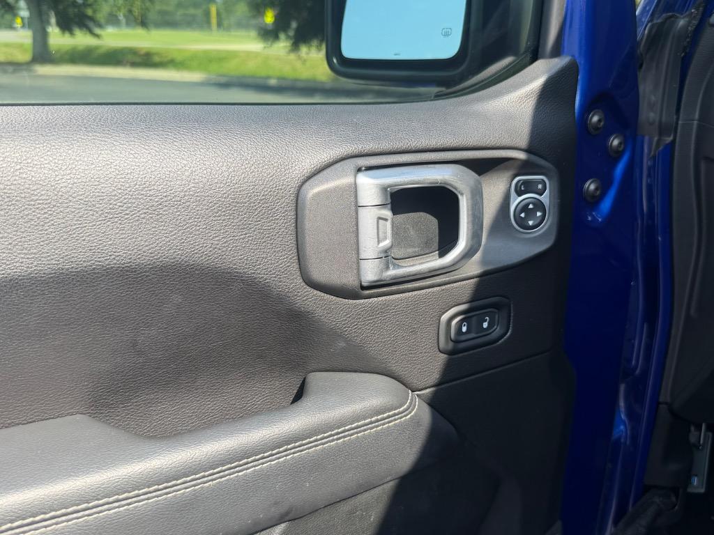 2019 Jeep Wrangler - $34,900