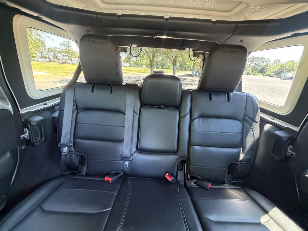 2021 Jeep Wrangler - $27,900