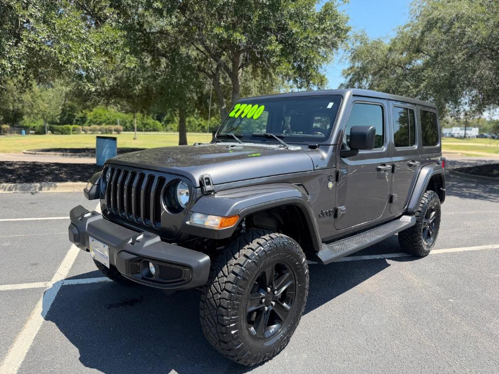 2021 Jeep Wrangler - $27,900