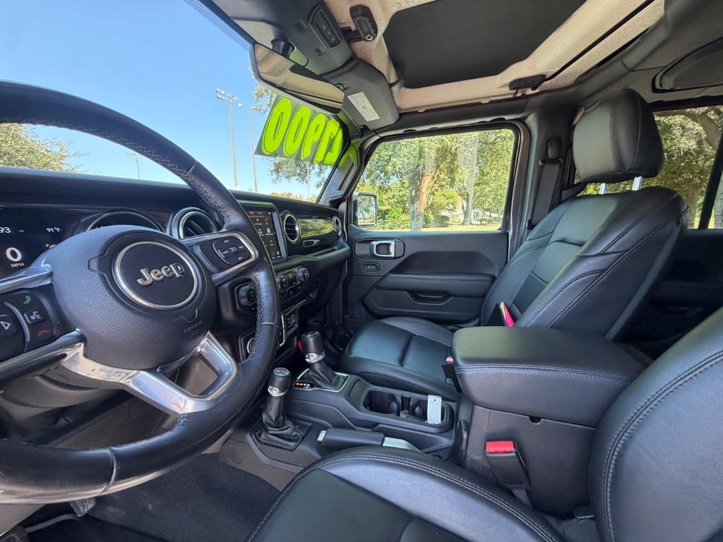 2021 Jeep Wrangler - $27,900