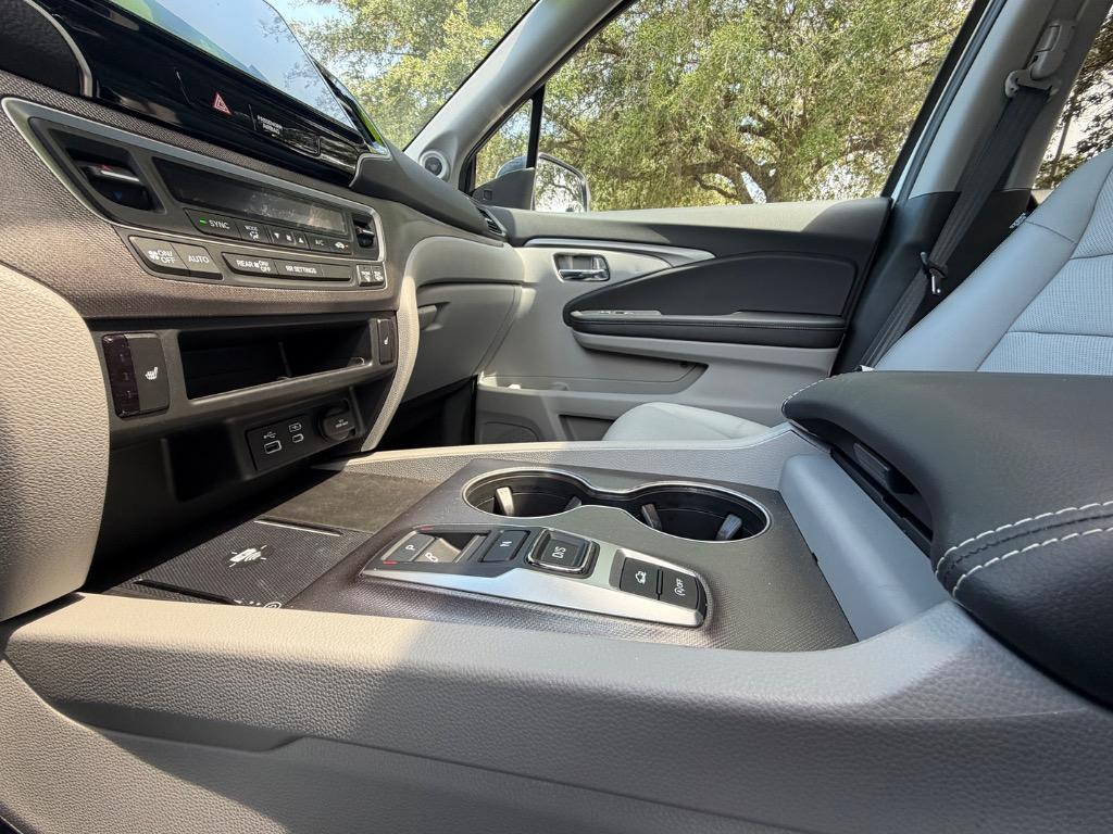 2025 Honda Ridgeline - $34,900