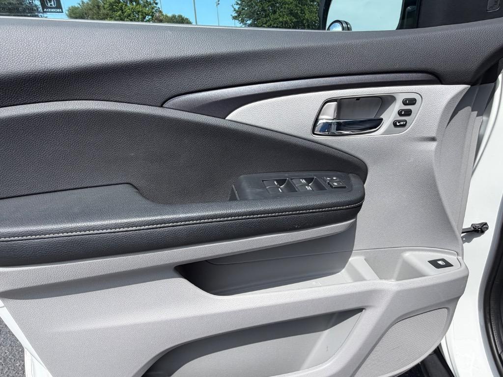 2025 Honda Ridgeline - $34,900
