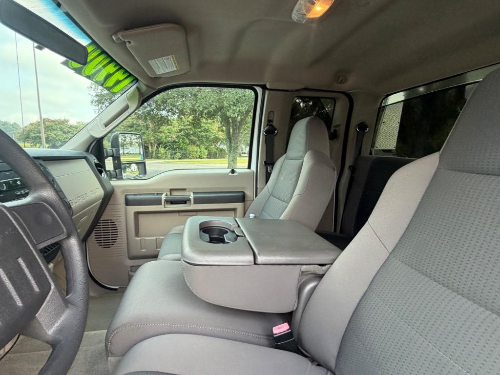 2009 Ford F-350 - $19,900