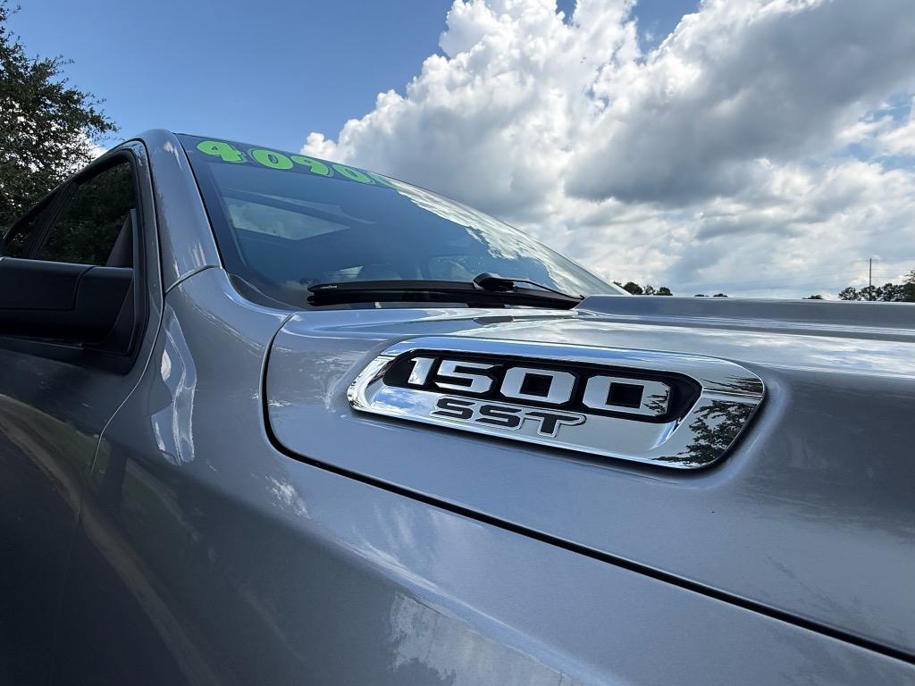 2025 Ram 1500 - $40,900