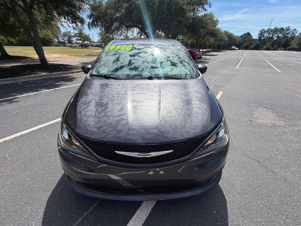 2023 Chrysler Voyager - $19,900