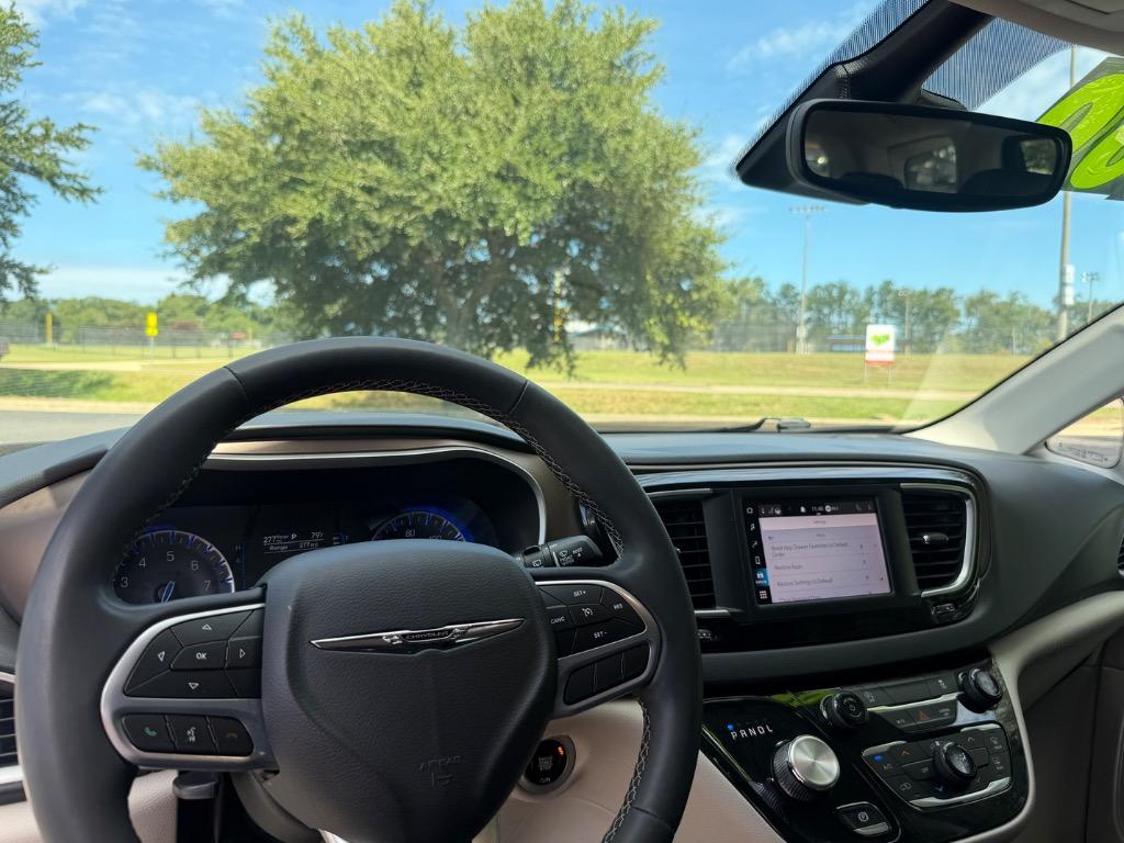 2023 Chrysler Voyager - $19,900