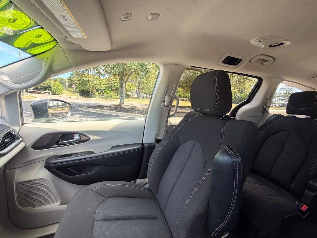 2023 Chrysler Voyager - $19,900