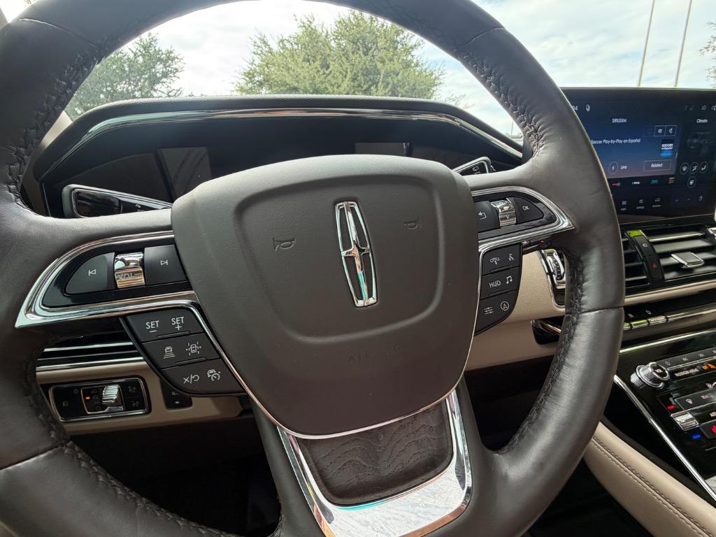 2024 Lincoln Navigator - $69,900