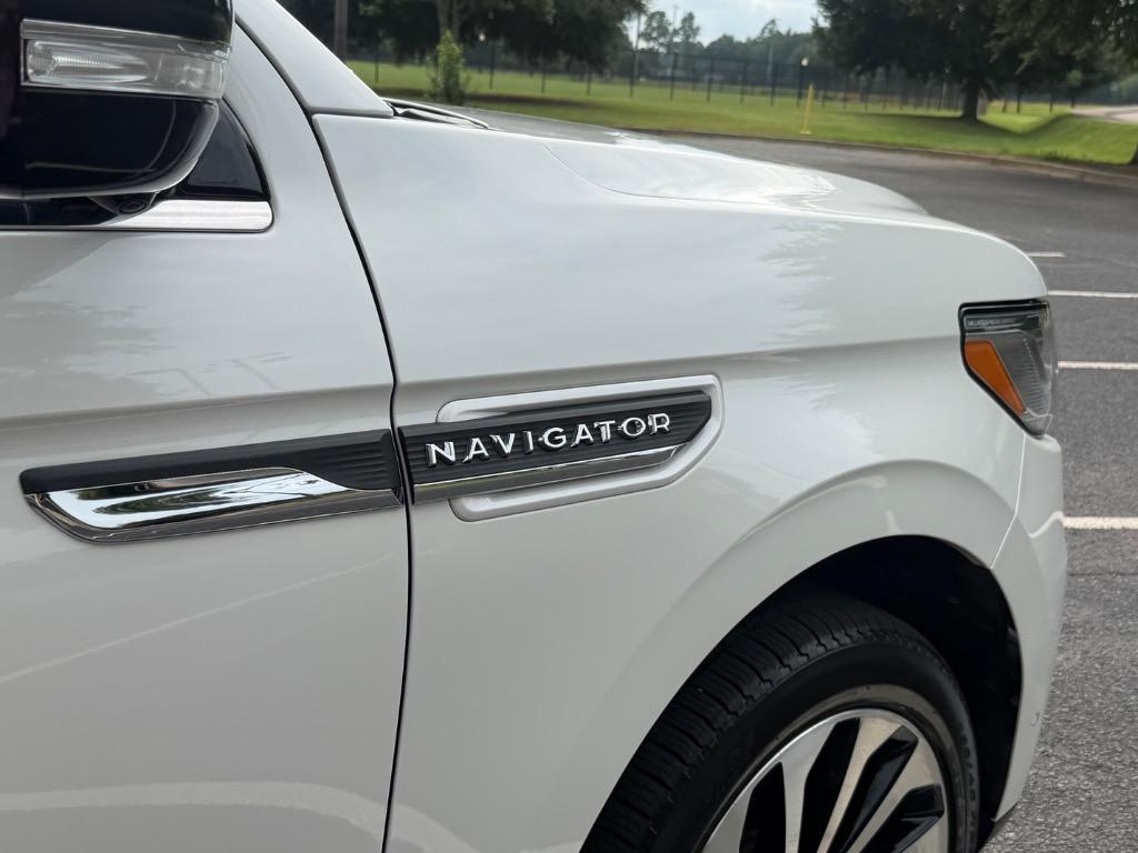 2024 Lincoln Navigator - $69,900