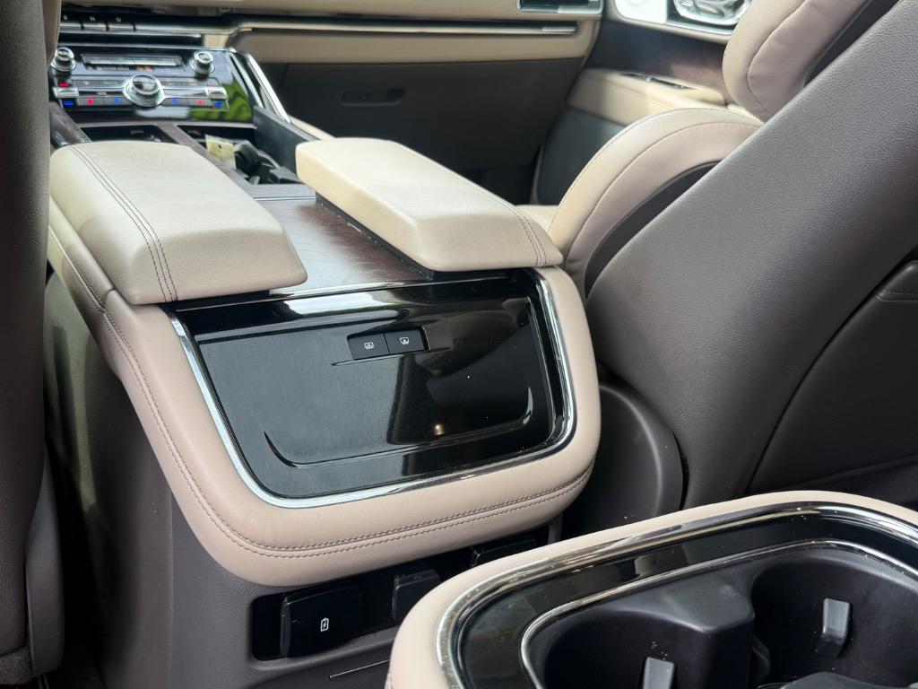 2024 Lincoln Navigator - $69,900