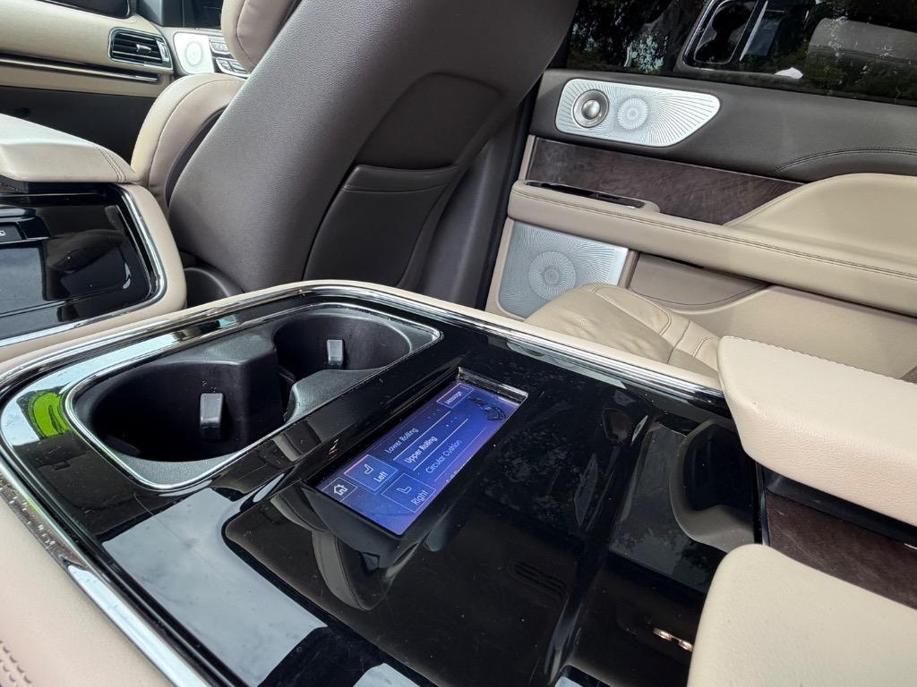 2024 Lincoln Navigator - $69,900