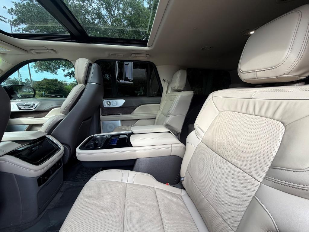 2024 Lincoln Navigator - $69,900