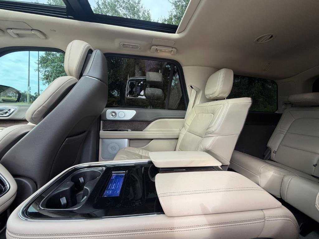 2024 Lincoln Navigator - $69,900