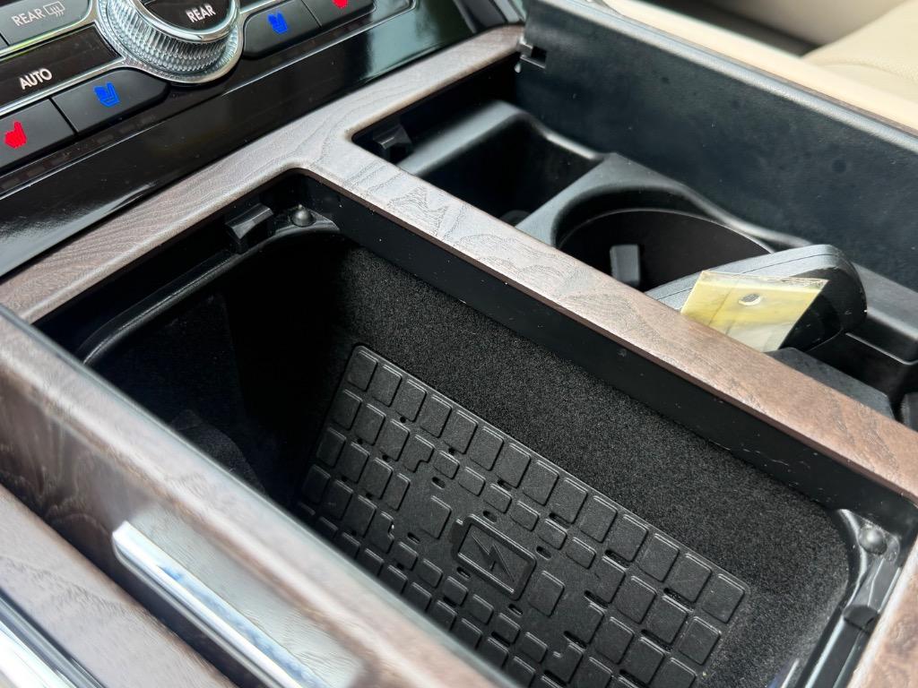 2024 Lincoln Navigator - $69,900