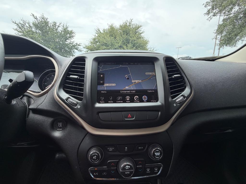 2014 Jeep Cherokee - $9,900