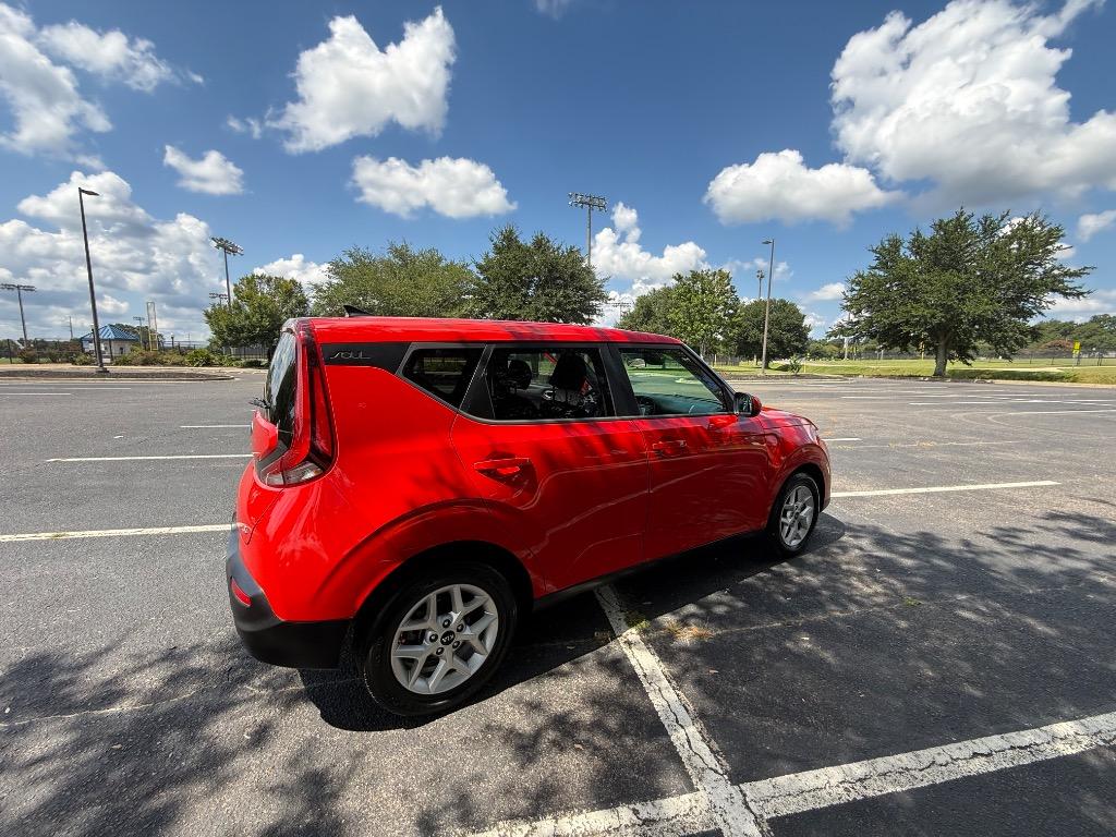 2021 Kia Soul - $14,900