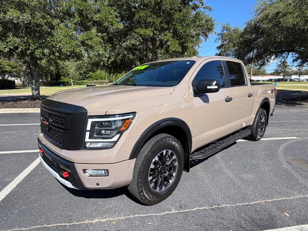 2021 Nissan Titan