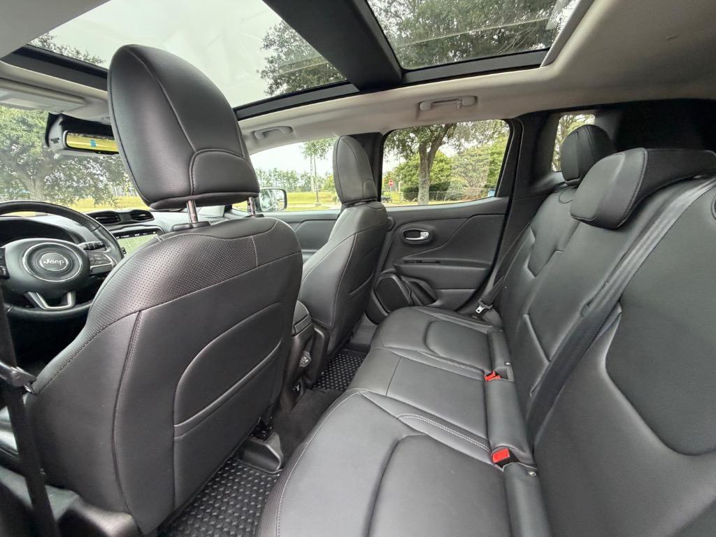 2022 Jeep Renegade - $22,900