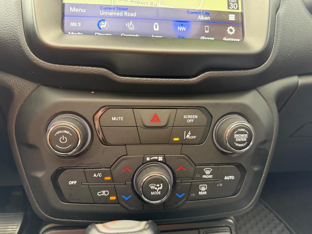 2022 Jeep Renegade - $22,900