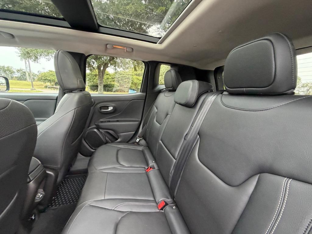 2022 Jeep Renegade - $22,900
