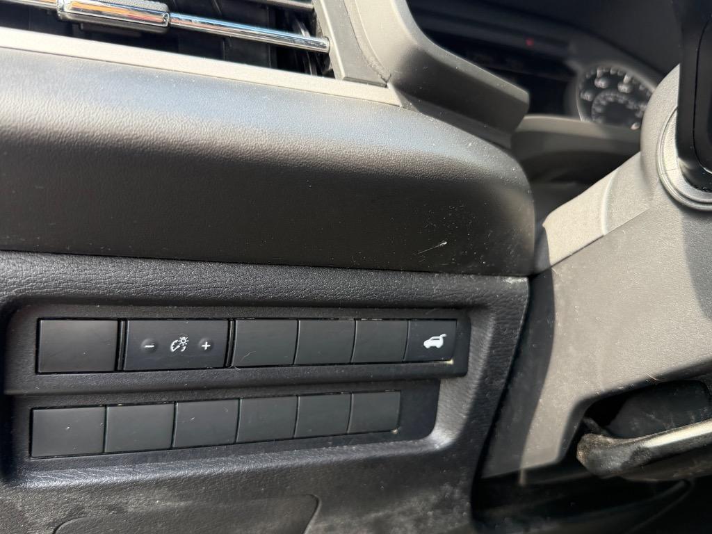 2022 Mitsubishi Outlander - $16,900