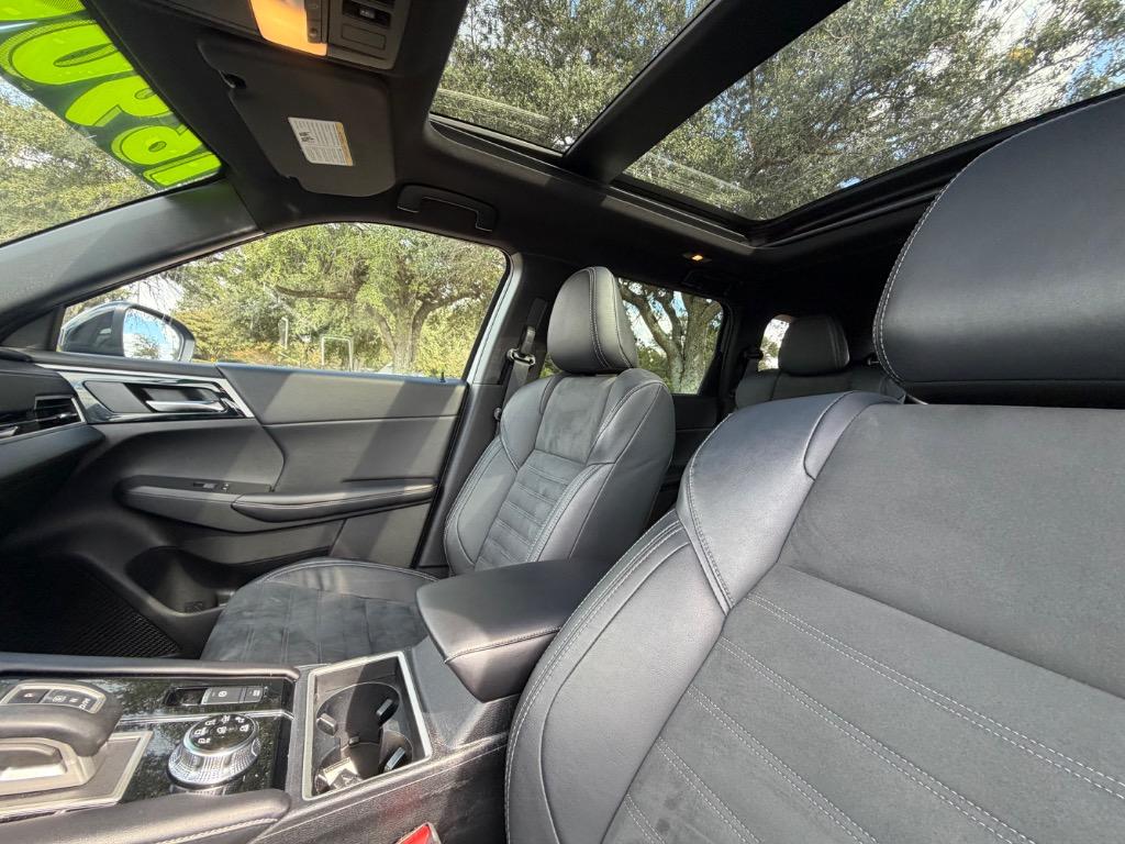 2022 Mitsubishi Outlander - $16,900