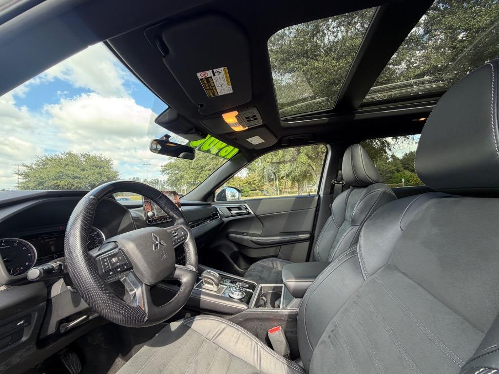 2022 Mitsubishi Outlander - $16,900
