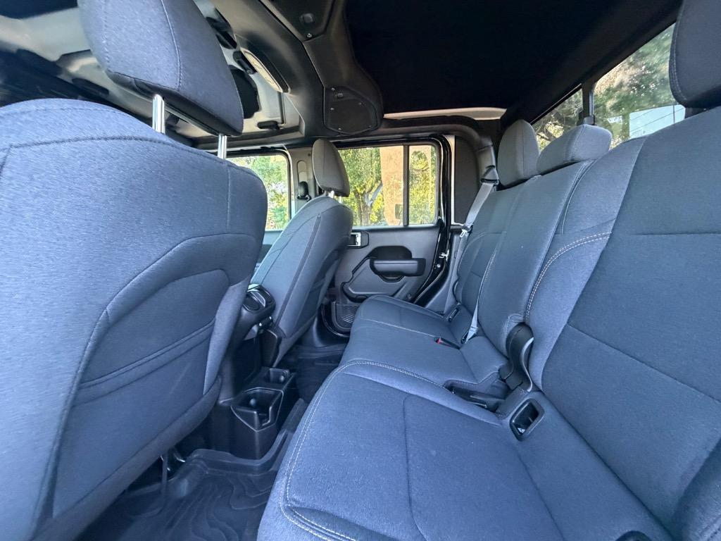 2024 Jeep Gladiator - $36,900