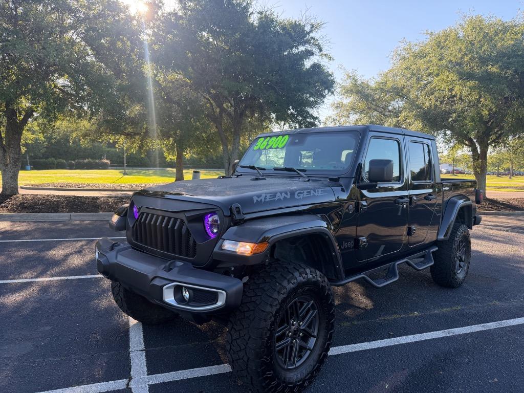 2024 Jeep Gladiator - $36,900