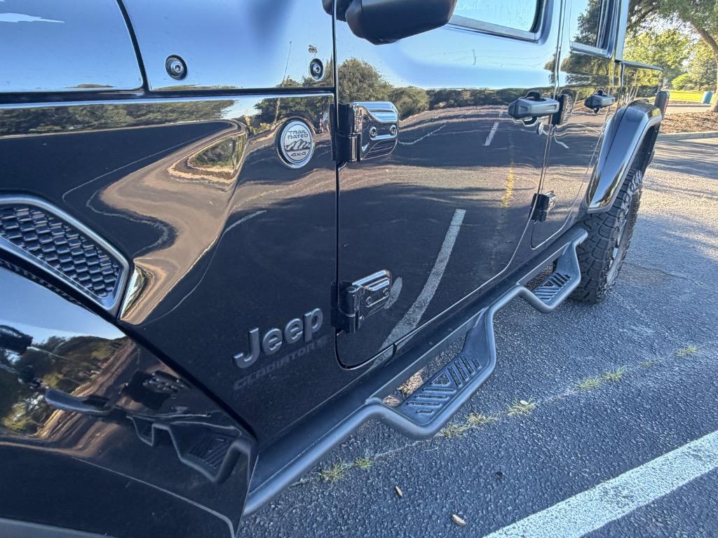 2024 Jeep Gladiator - $36,900