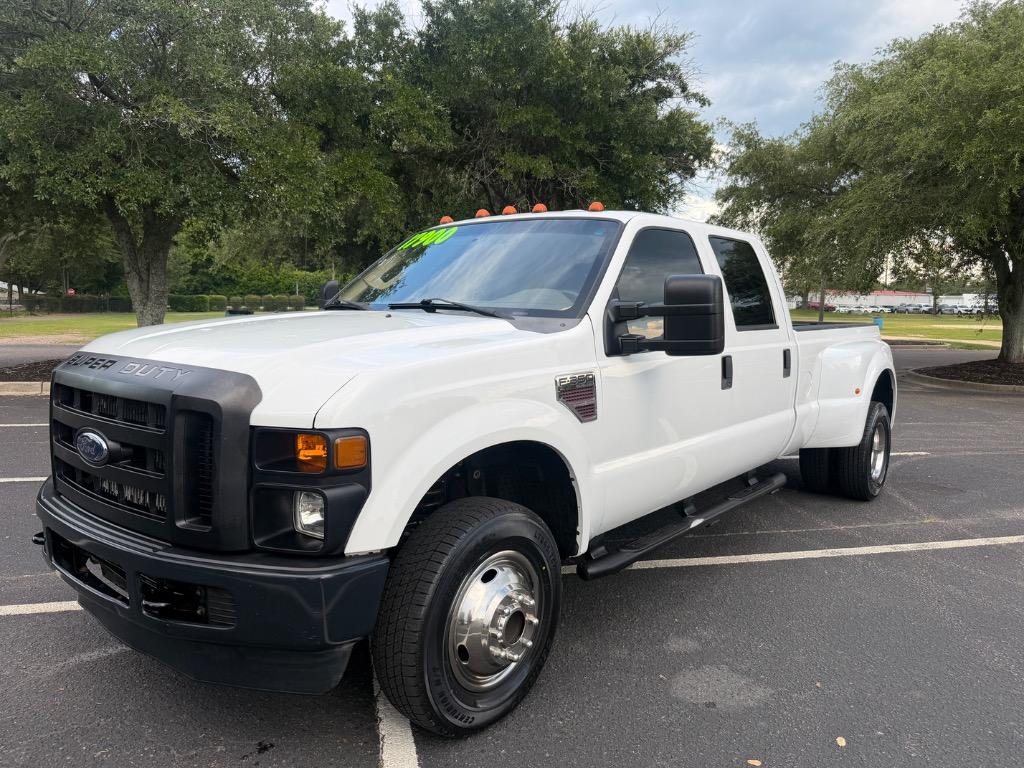 White 2008 Ford F-350 Super Duty Pickup Truck Four-Wheel Drive Automatic